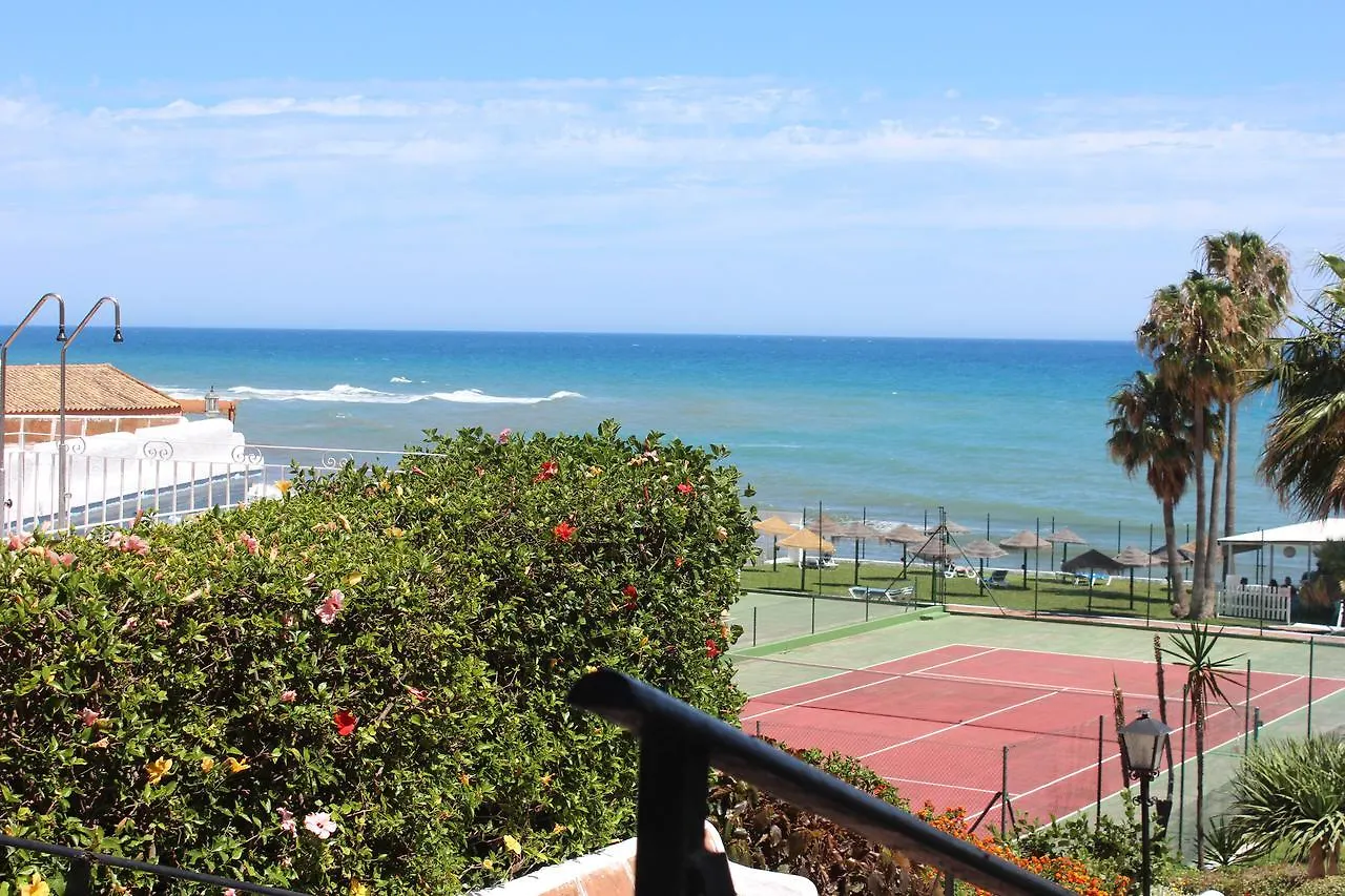 Mansion Alhamar - 2 Bedroom, Frontline Beach, Mountain Views, Full Size Pool, Tennis Courts, Close To Shops, On-Site Bar & Chiringuito Sitio de Calahonda 0*,